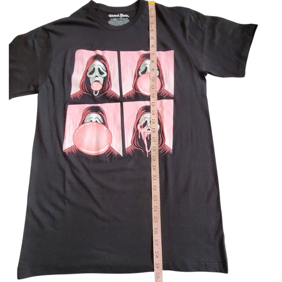 NWT Ghost Face Bubblegum Graphic T-Shirt Black Pink Horror Movie Halloween Tee M - Picture 11 of 13